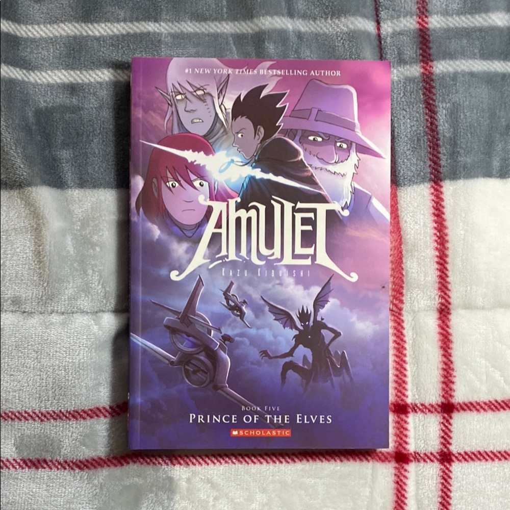 AMULET, Volume 5, by Kazu Kibuishi
